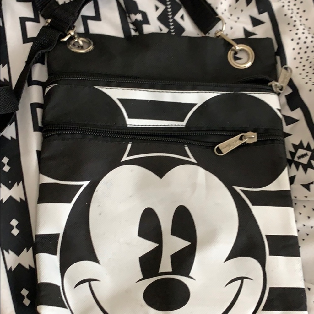 Cross body